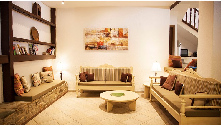 Elpida Village, Крит